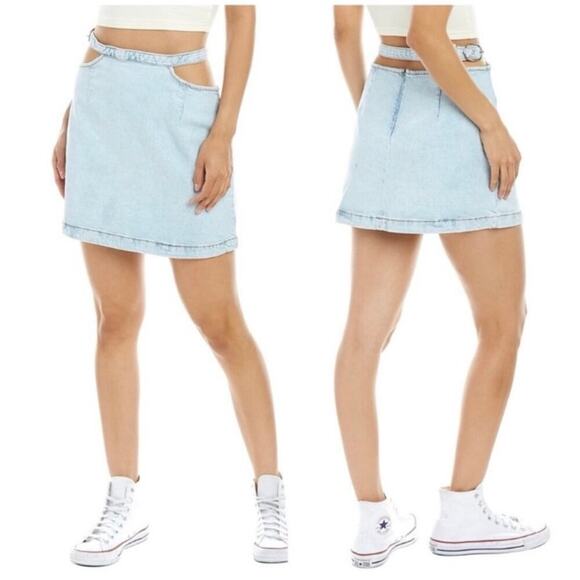 NWT WeWoreWhat REVOLVE Denim Cut Out Mini Skirt - Small - Picture 1 of 2